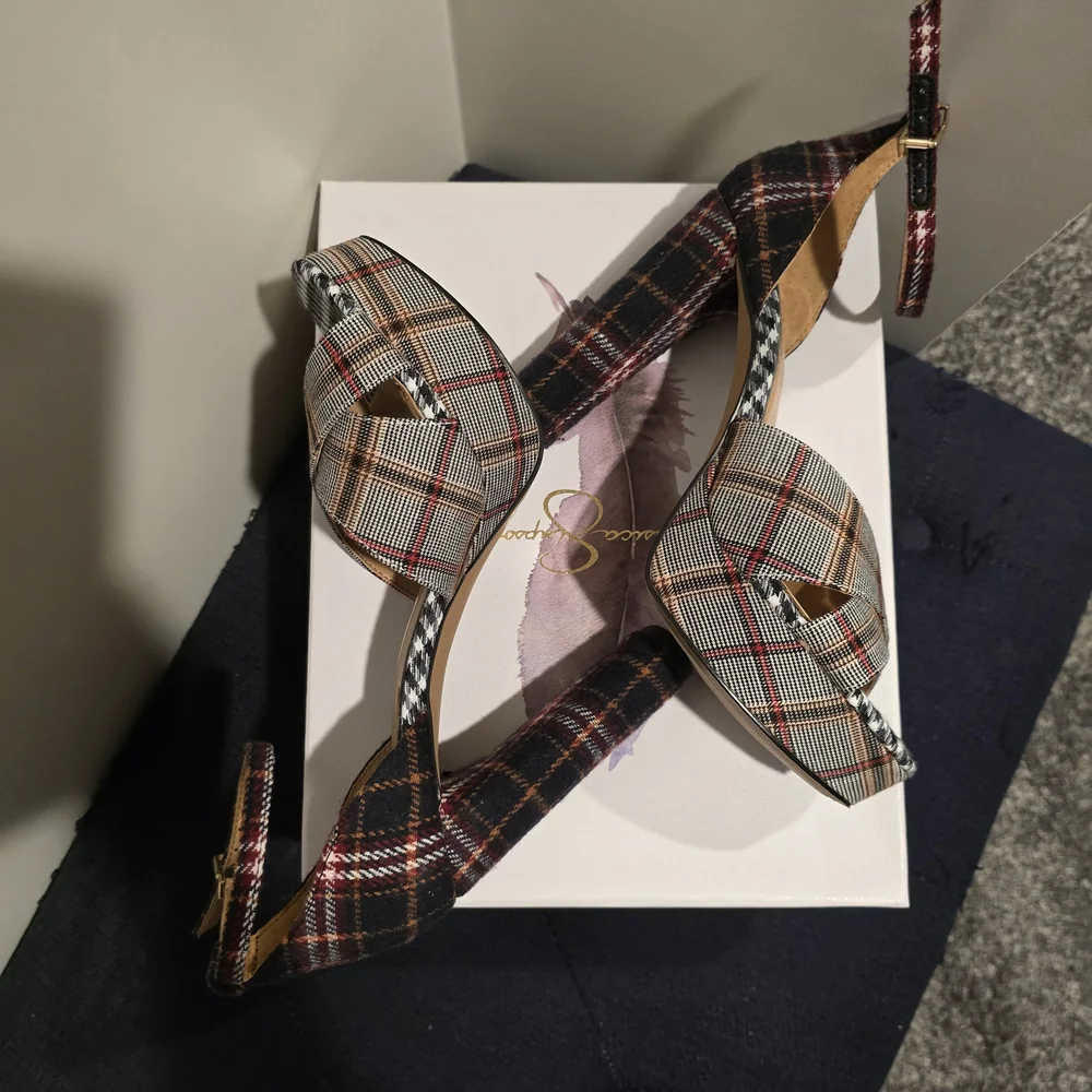 Jessica Simpson Plaid and Houndstooth Women's Heels - Picture 5 of 7